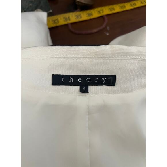 Theory Ivory Two Buttons Blazer Size 2 Cotton Blend Stretchy Fabric Made in USA - Picture 8 of 9